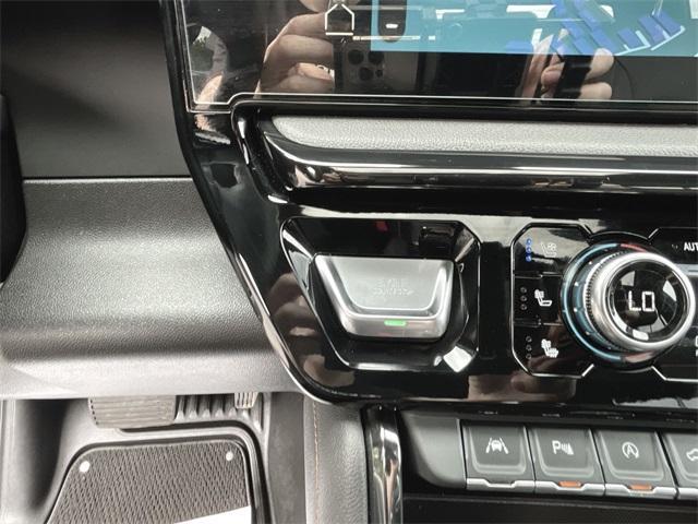 Photo of 2024 Onyx Black GMC Sierra 1500