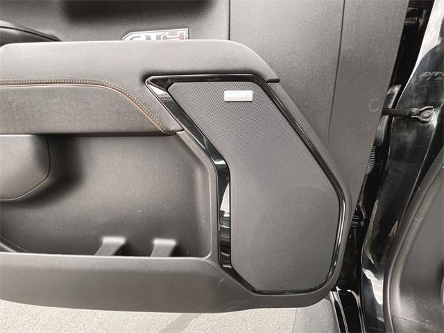 Photo of 2024 Onyx Black GMC Sierra 1500