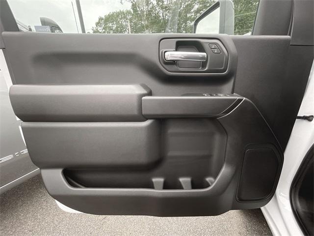 Photo of 2025 Summit White GMC Sierra 3500