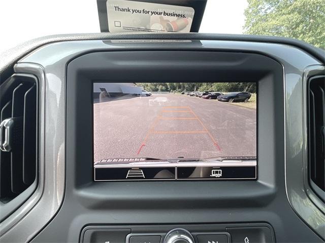 Photo of 2025 Summit White GMC Sierra 2500