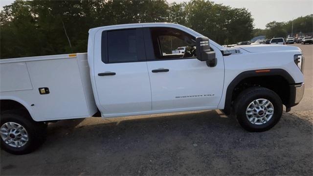 Photo of 2025 Summit White GMC Sierra 2500