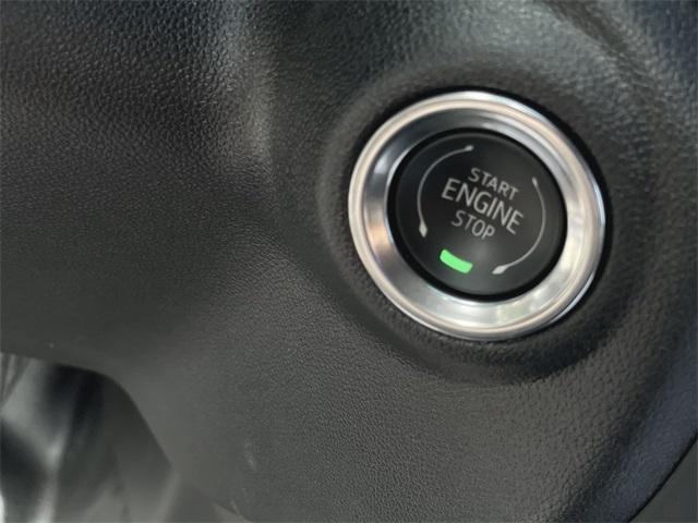 Photo of 2025 Summit White GMC Sierra 2500