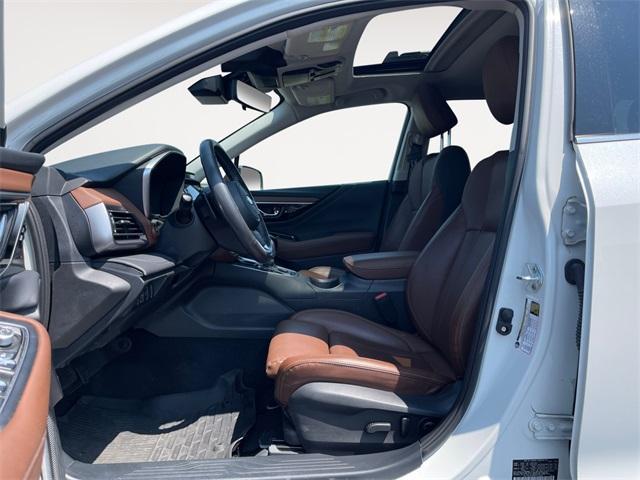 Photo of 2023 Crystal White Pearl Subaru Outback