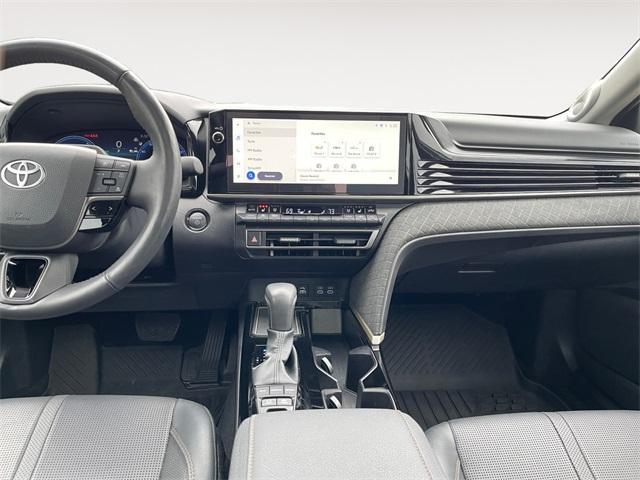 Photo of 2025 Metal Toyota Camry