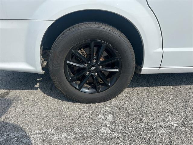 Photo of 2020 White Knuckle Clearcoat Dodge Grand Caravan