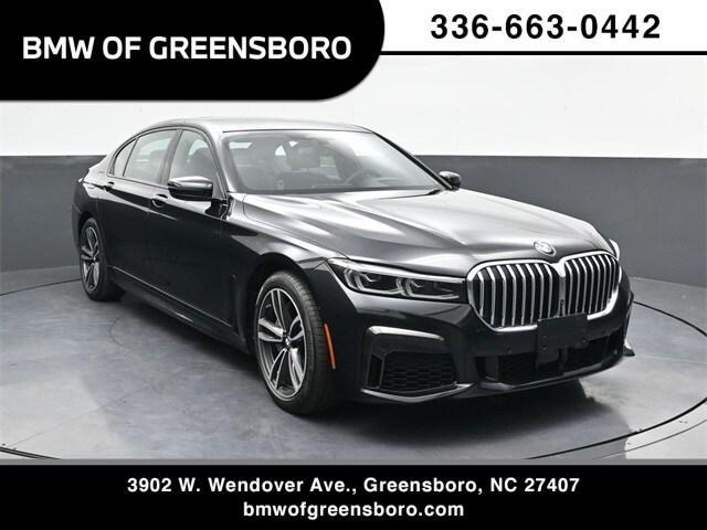 2022 BMW 750