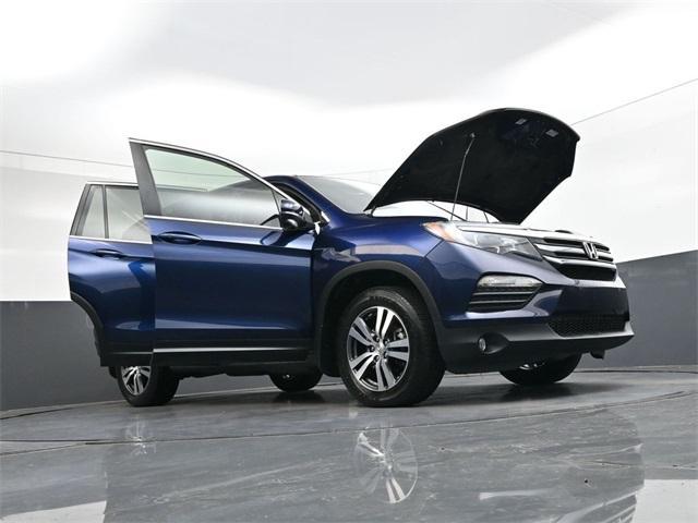 Photo of 2018 Obsidian Blue Pearl Honda Pilot