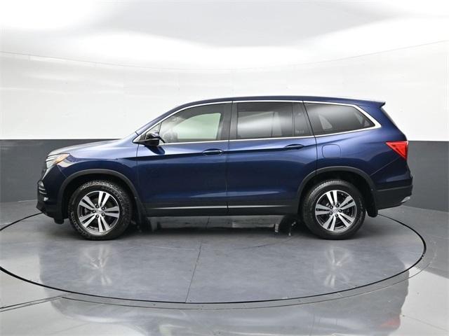 Photo of 2018 Obsidian Blue Pearl Honda Pilot
