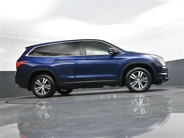 Photo of 2018 Obsidian Blue Pearl Honda Pilot