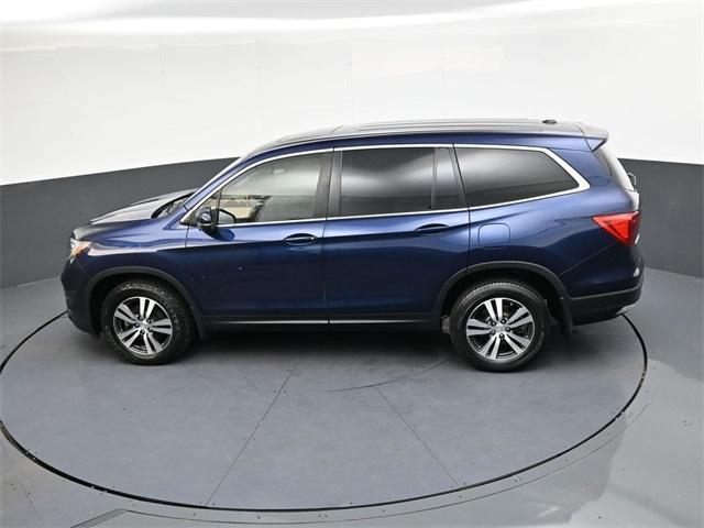 Photo of 2018 Obsidian Blue Pearl Honda Pilot