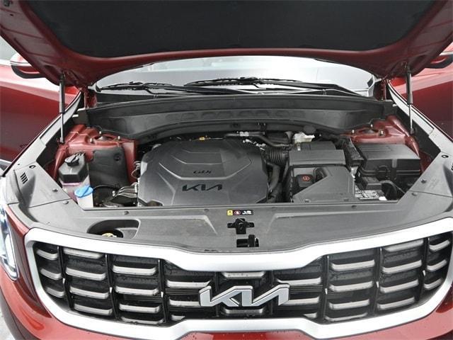 Photo of 2023 Red Kia Telluride