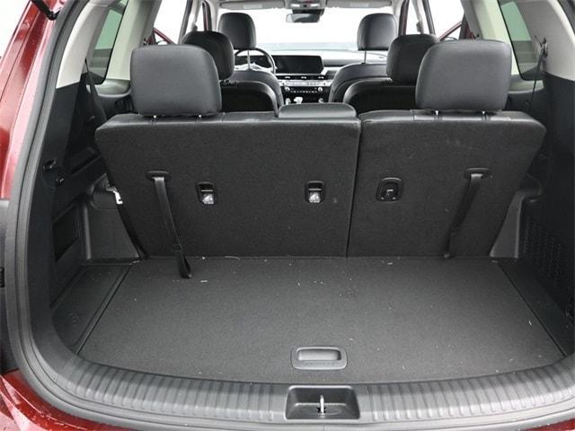 Photo of 2023 Red Kia Telluride