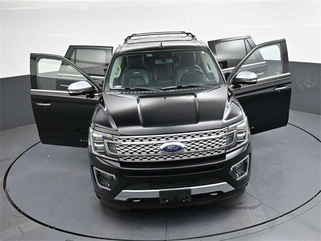 Photo of 2018 Shadow Black Ford Expedition
