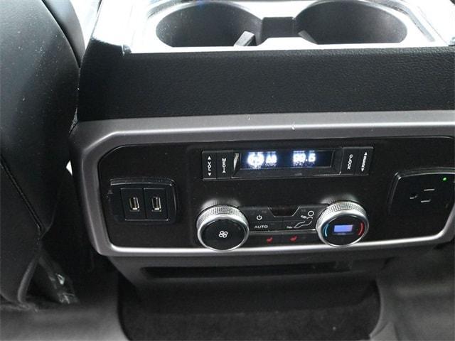 Photo of 2018 Shadow Black Ford Expedition