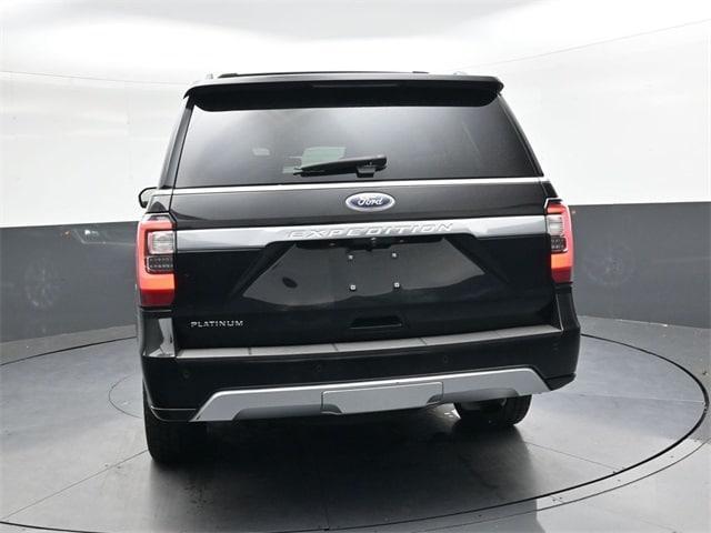 Photo of 2018 Shadow Black Ford Expedition
