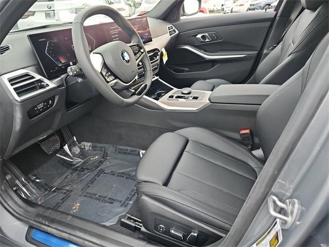 Photo of 2025 Skyscraper Gray Metallic BMW 330