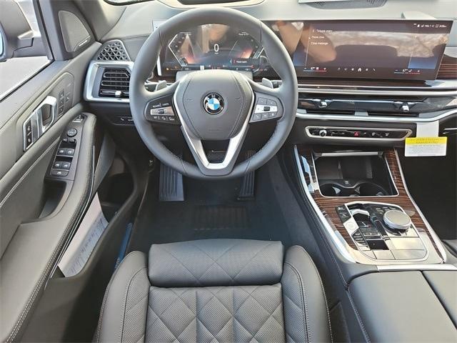 Photo of 2025 Skyscraper Gray Metallic BMW X5