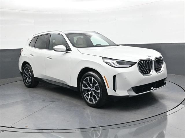 Photo of 2026 Mineral White Metallic BMW X3