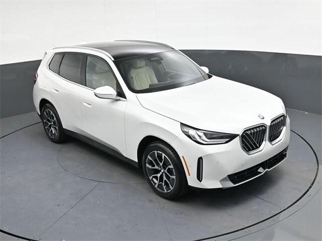 Photo of 2026 Mineral White Metallic BMW X3