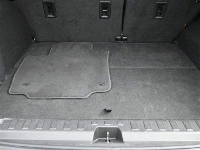 Photo of 2023 Summit White GMC Terrain