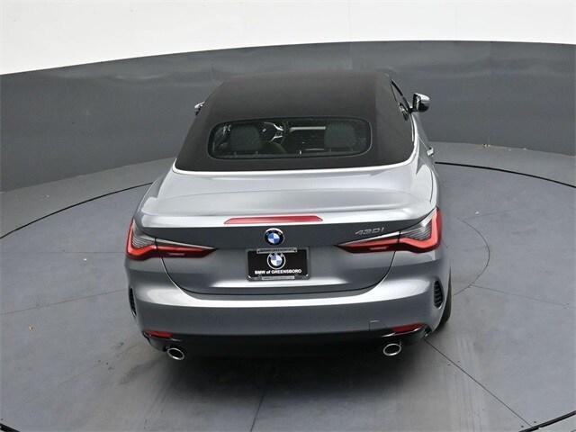 Photo of 2025 Skyscraper Gray Metallic BMW 430