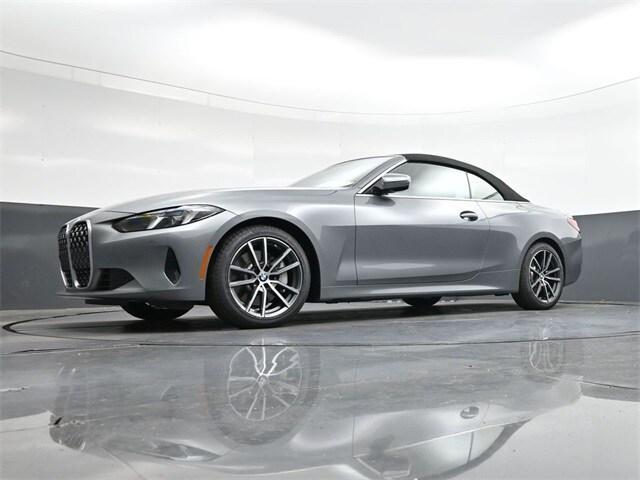 Photo of 2025 Skyscraper Gray Metallic BMW 430