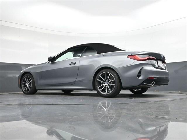 Photo of 2025 Skyscraper Gray Metallic BMW 430