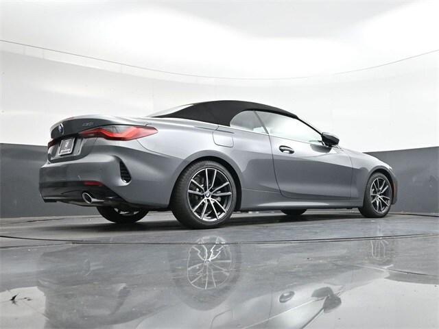 Photo of 2025 Skyscraper Gray Metallic BMW 430