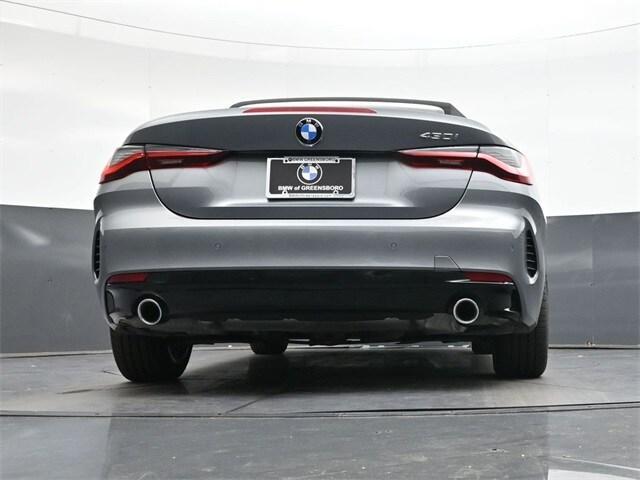 Photo of 2025 Skyscraper Gray Metallic BMW 430