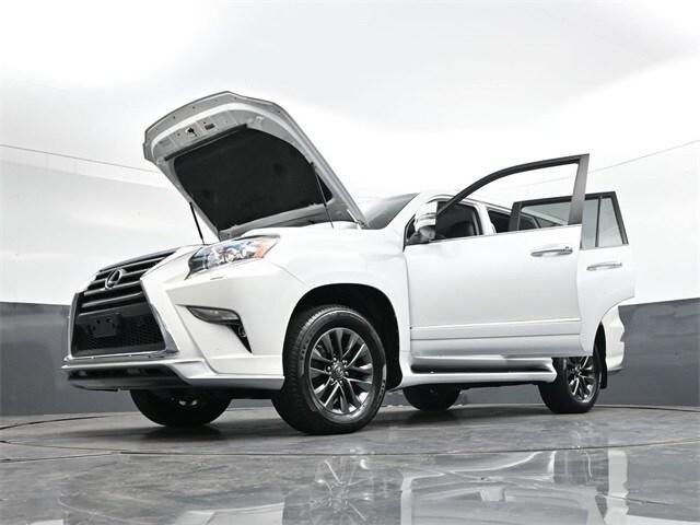 Photo of 2019 Starfire Pearl Lexus GX 460