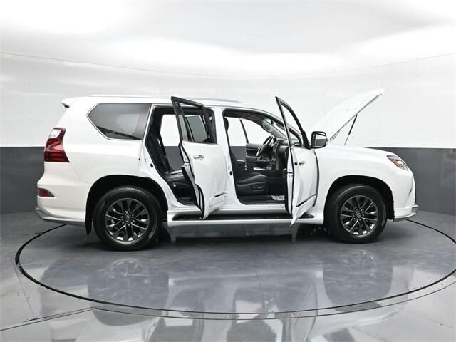 Photo of 2019 Starfire Pearl Lexus GX 460