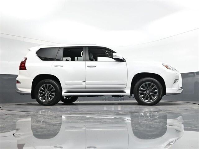 Photo of 2019 Starfire Pearl Lexus GX 460
