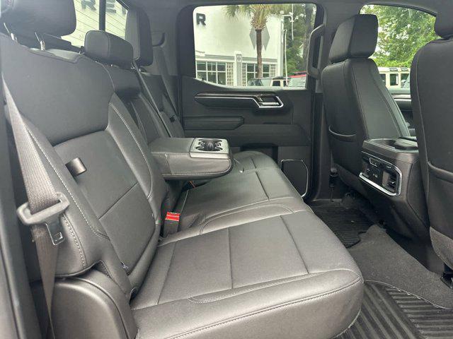 Photo of 2024 Black Chevrolet Silverado 1500