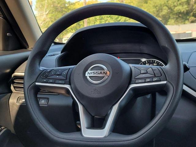 Photo of 2021 Gun Metallic Nissan Altima