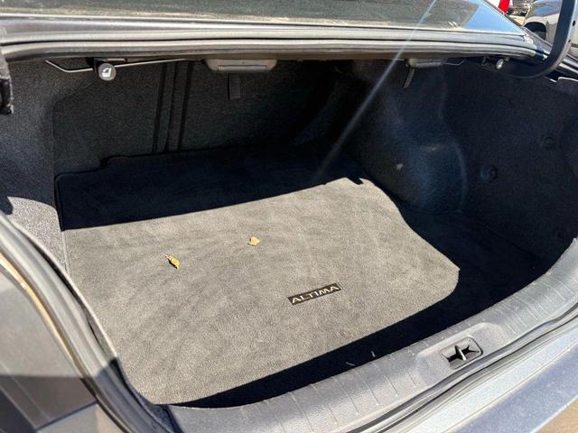 Photo of 2021 Gun Metallic Nissan Altima
