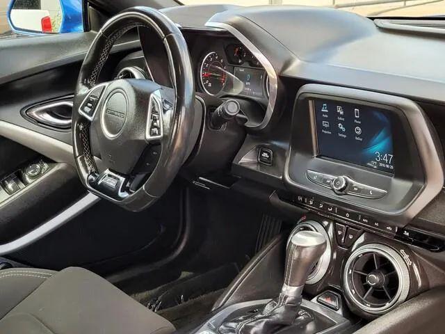 Photo of 2017 Blue Chevrolet Camaro