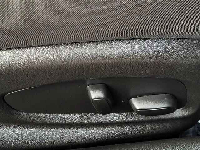 Photo of 2017 Blue Chevrolet Camaro