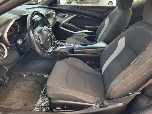 Photo of 2017 Blue Chevrolet Camaro