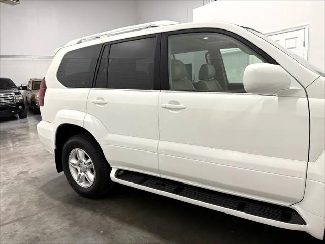 Photo of 2007 White Lexus GX 470