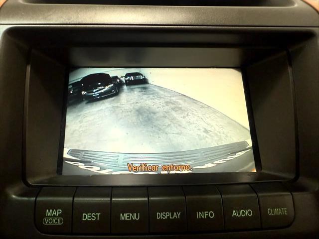 Photo of 2007 White Lexus GX 470