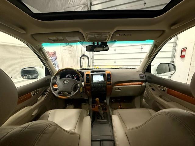 Photo of 2007 White Lexus GX 470
