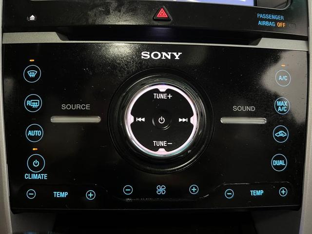 Photo of 2013 Black Ford Explorer