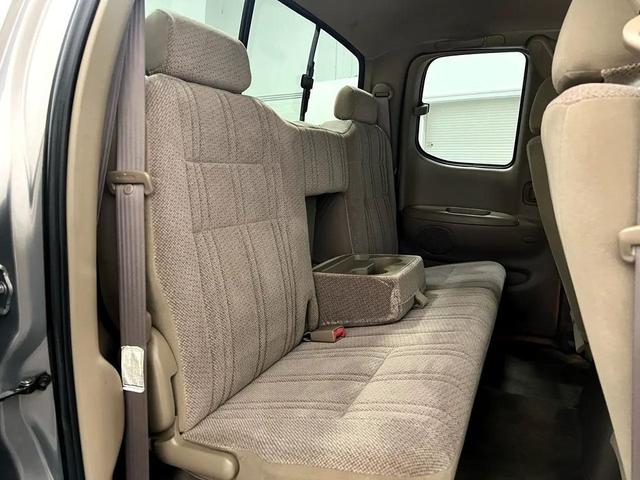 Photo of 2001 Gray Toyota Tundra