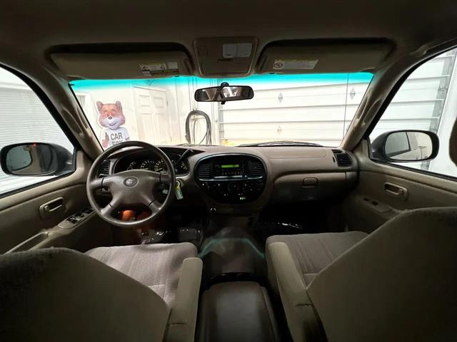 Photo of 2001 Gray Toyota Tundra