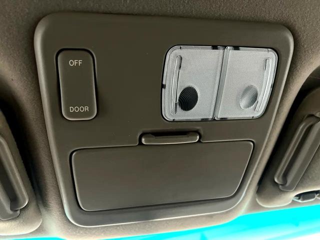 Photo of 2001 Gray Toyota Tundra