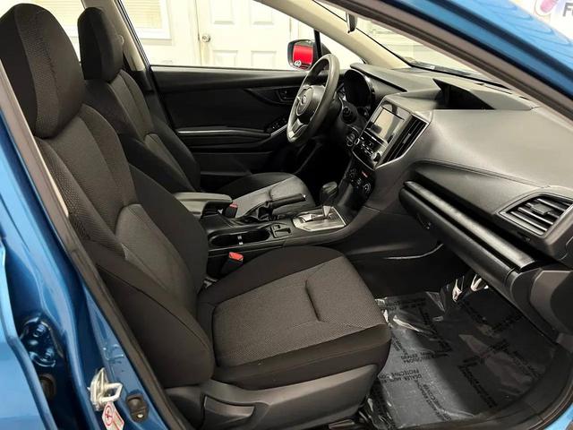 Photo of 2019 Blue Subaru Impreza