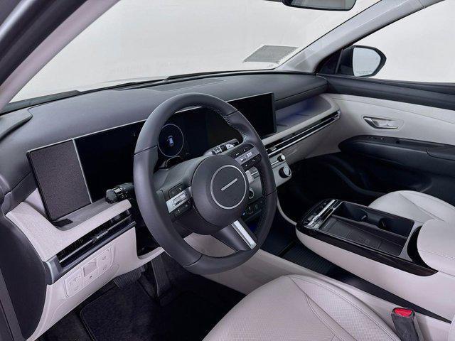 Photo of 2025 Shimmering Silver Hyundai TUCSON Hybrid