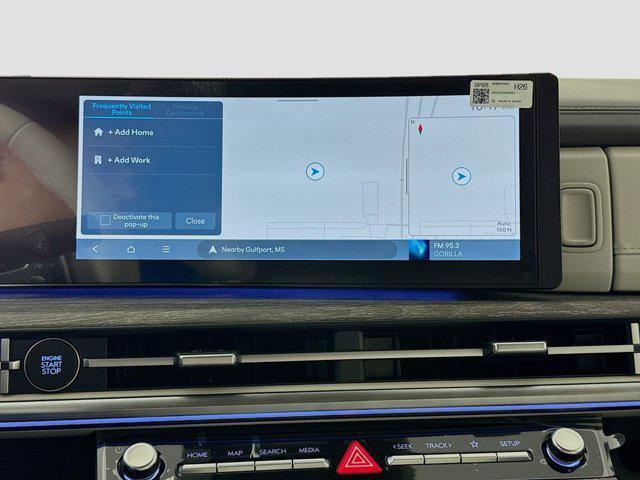 Photo of 2025 Gray Hyundai SANTA FE HEV