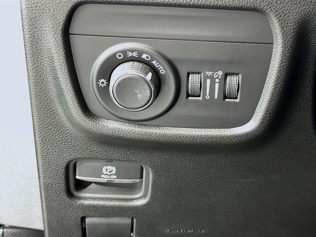 Photo of 2023 Velvet Red Pearlcoat Jeep Grand Cherokee L
