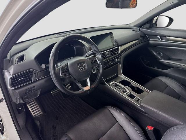 Photo of 2019 White Honda Accord